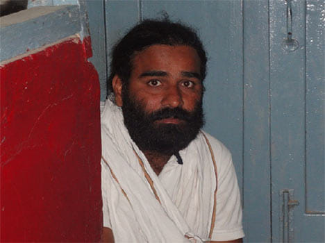 police arrest fraud acharya devendra kumar who cheated shilpa shetty's father
