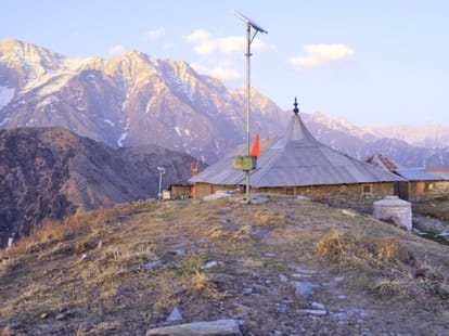 heli taxi  service to five Five pilgrimages in himachal.