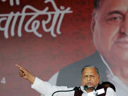 why political leaders are not there in birthday party of mulayam