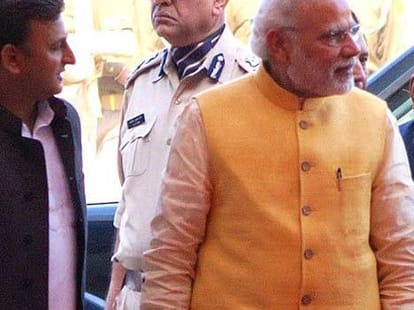 why political leaders are not there in birthday party of mulayam