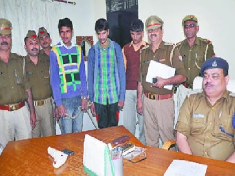 3 badmas arrest