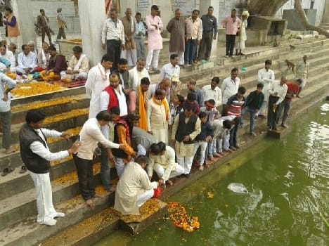 Ashok Singhal's ashes immersed in Soron