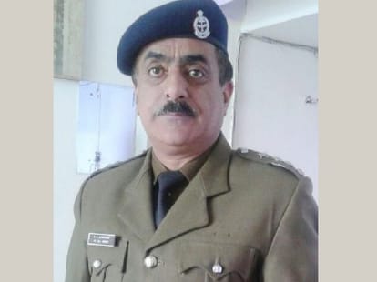 Kotla fire tragedy kullu himachal pradesh fire brigade and pwd officers hits out at each other.