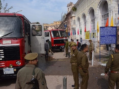 fire at  mubarak mandi complex