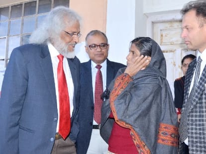 pakistani high commissioner visited nari niketan shimla to meet mahamda.