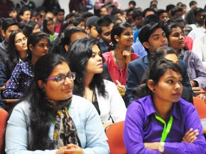 Raveesh Kumar speaks in IIM Lucknow.