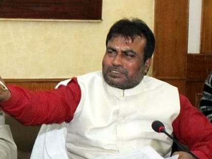 lalu yadav did not make the minister shyam rajak and pk shahi