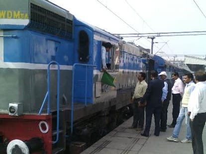 govt focusing on R&D in railways: Prabhu