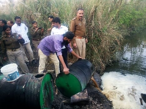 950 liters of liquor seized, 14 arrested