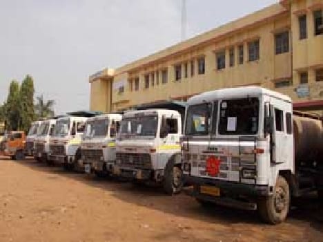 12 vehicles were attached to outstanding recovery