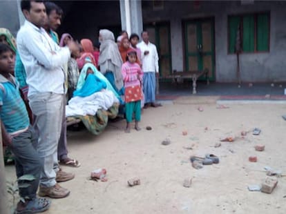 two group clash in Amroha.