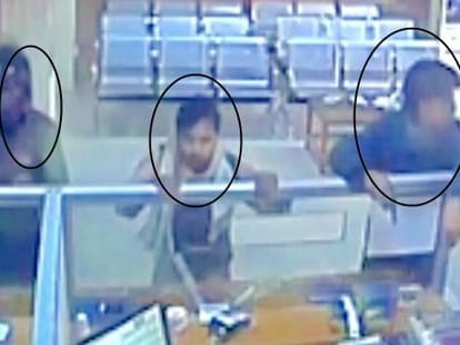 these are the bank robbers, police annouce 20 thousand price