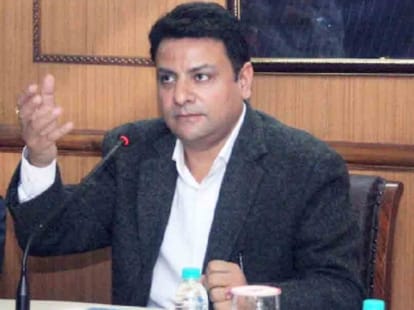 suspense over smart city project in himachal.