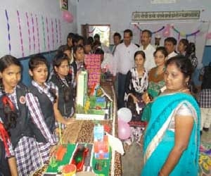 Two hundred and fifty young scientists displayed his science models