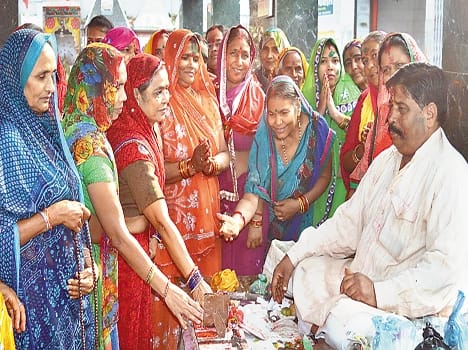 tulsi married glitzy marriage