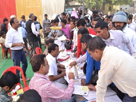 DL and descended people to build green card