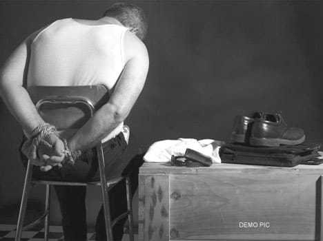 accused of kidnapping escapes from police station with chair