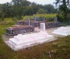 muslim people selected place for buried after death
