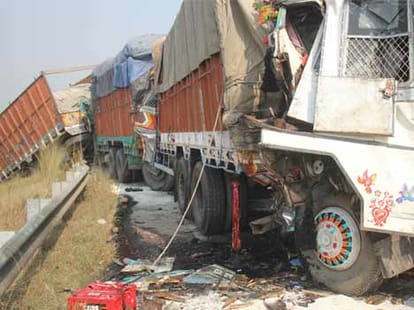 Big accident in Bareilly.