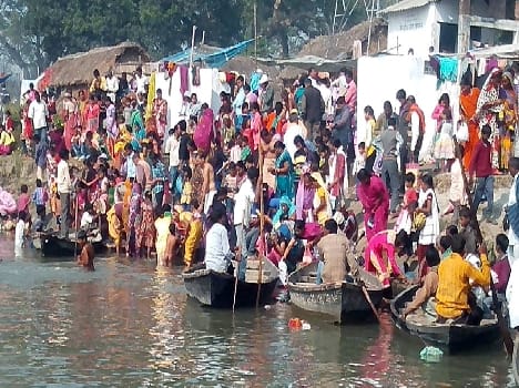 Kartik Purnima holy dip in the river made