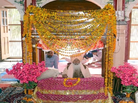 GuruNanak Dev celebrated Lights
