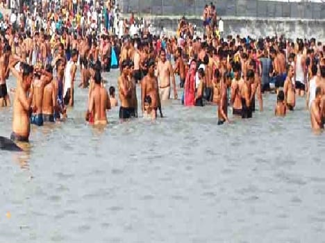 Kartik Purnima holy dip made