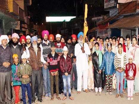 Glitzy lights of celebrating Guru Nanak