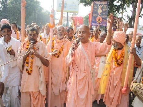 chaitanya mahaprabhu welcome in vrindavan