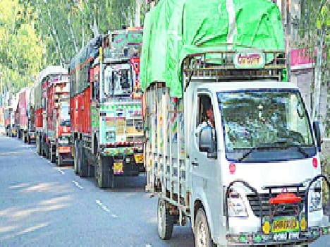 Buses absent, wandering pilgrims