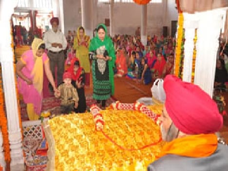 Guru Nanak Dev was happy to hear voice accompaniment