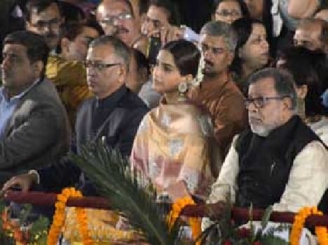 When falling Kapoor Sonam Jamtsho headed home-falling becomes