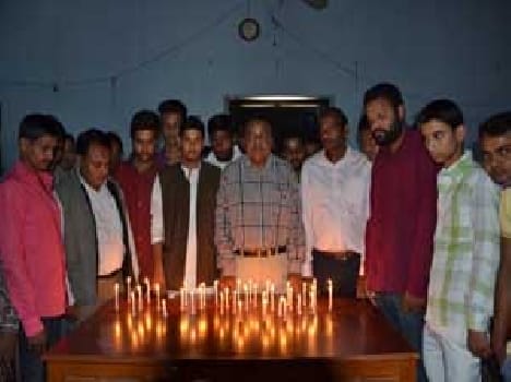 Tribute to those killed in Mumbai attacks