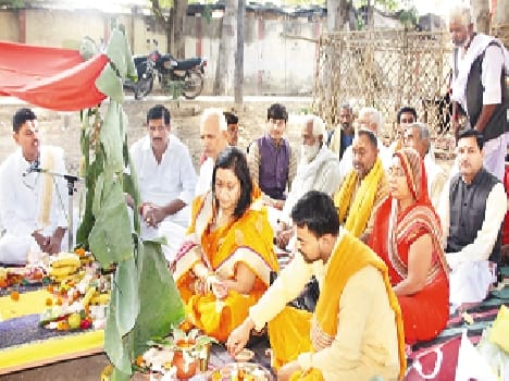 Karzai Ramarcha worship of Ayodhya Vedacharyon