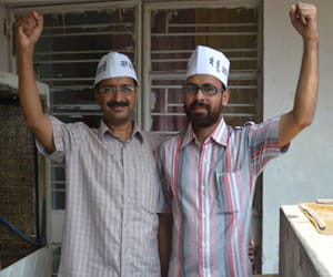 aap mla arrested in riots case in delhi