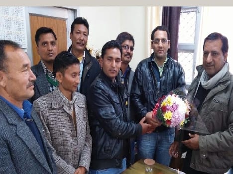 c and v teacher met with education vice director