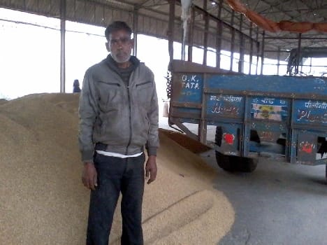 Mandi was selling rice Middleman caught