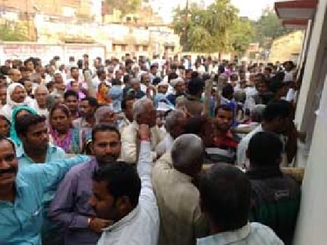 886 candidates claim 156 positions