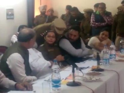 anil vij dispute with ips officer sangeeta kalia