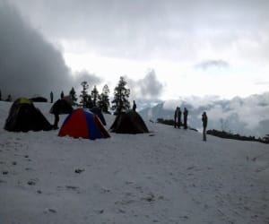 uttarakhand weather update on one click.