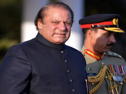 pak PM wants to start conversation with india 
