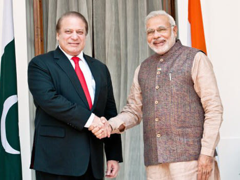 pak PM wants to start conversation with india 