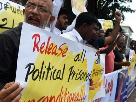 Youngster committed suicide in support to release tamil protesters