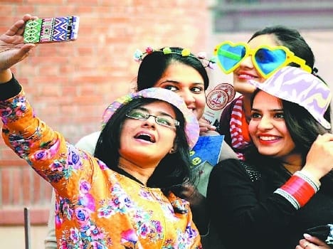 punjab university rose festival schedule, selfie contest
