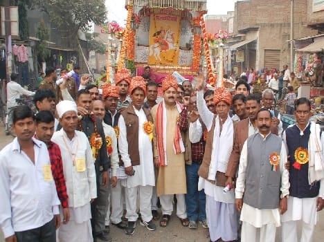 Grand procession of extracted Jlkaribai