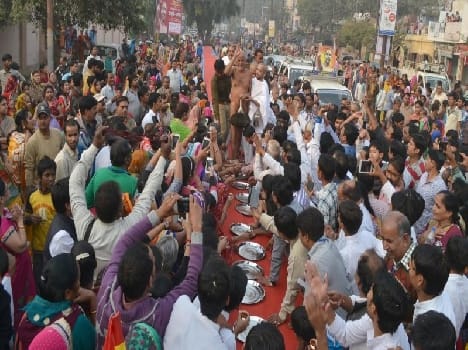 jain muni tarun sagar in mathura