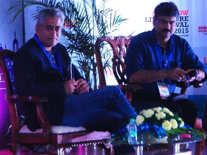 Rajdeep Sardesai speaks in litrature carnival. 