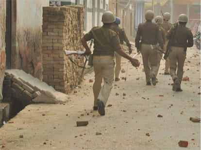 violence in gram panchayat election in uttar pradesh