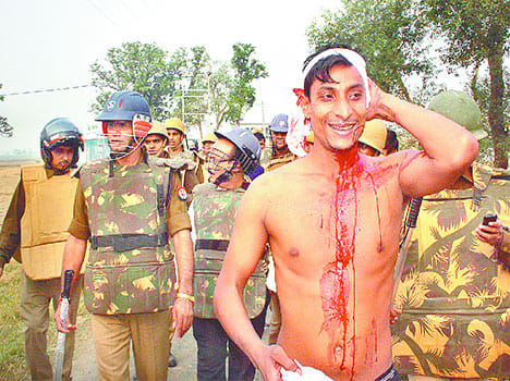 violence in gram panchayat election in uttar pradesh