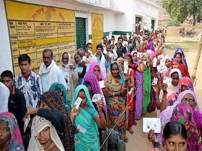 violence in gram panchayat election in uttar pradesh
