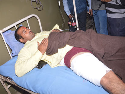 violence in gram panchayat election in uttar pradesh